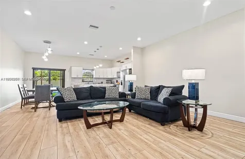 9265 NW 16th Street Pembroke Pines FL 33024