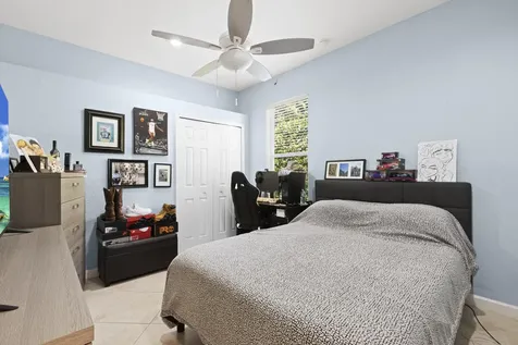 3968 W Hamilton Key West Palm Beach FL 33411