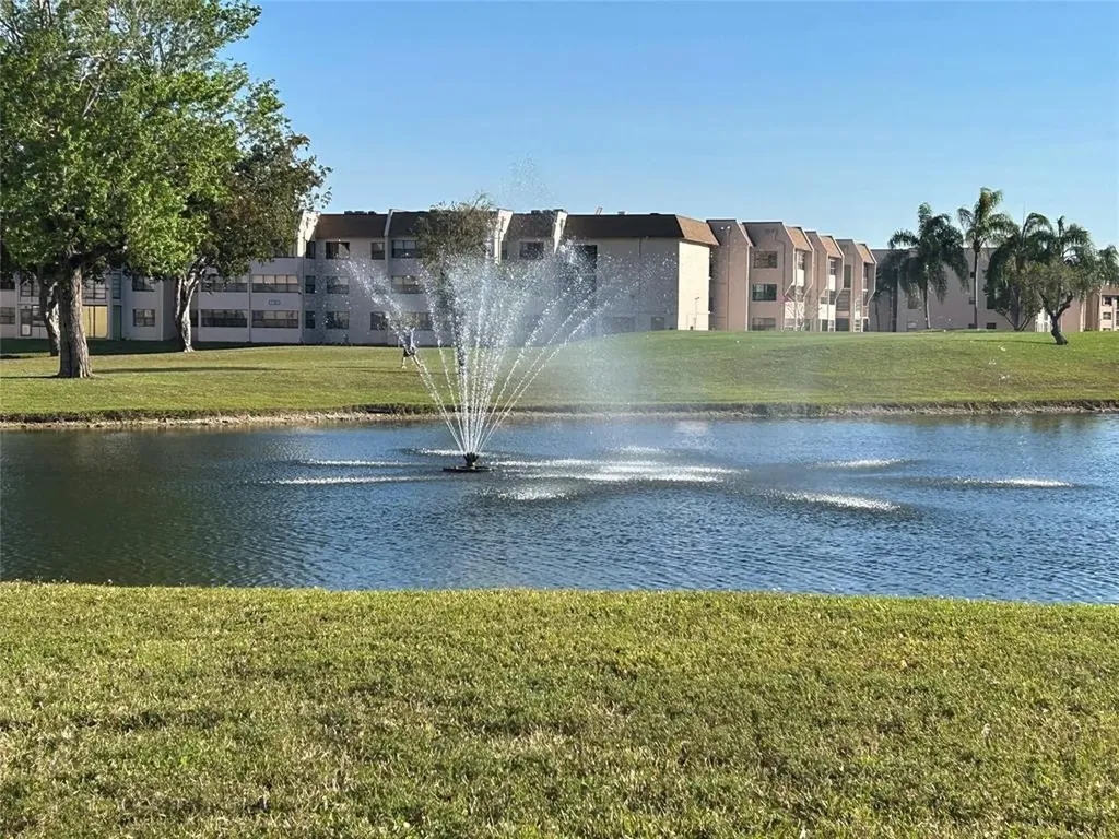10303 Sunrise Lakes Boulevard Sunrise FL 33322