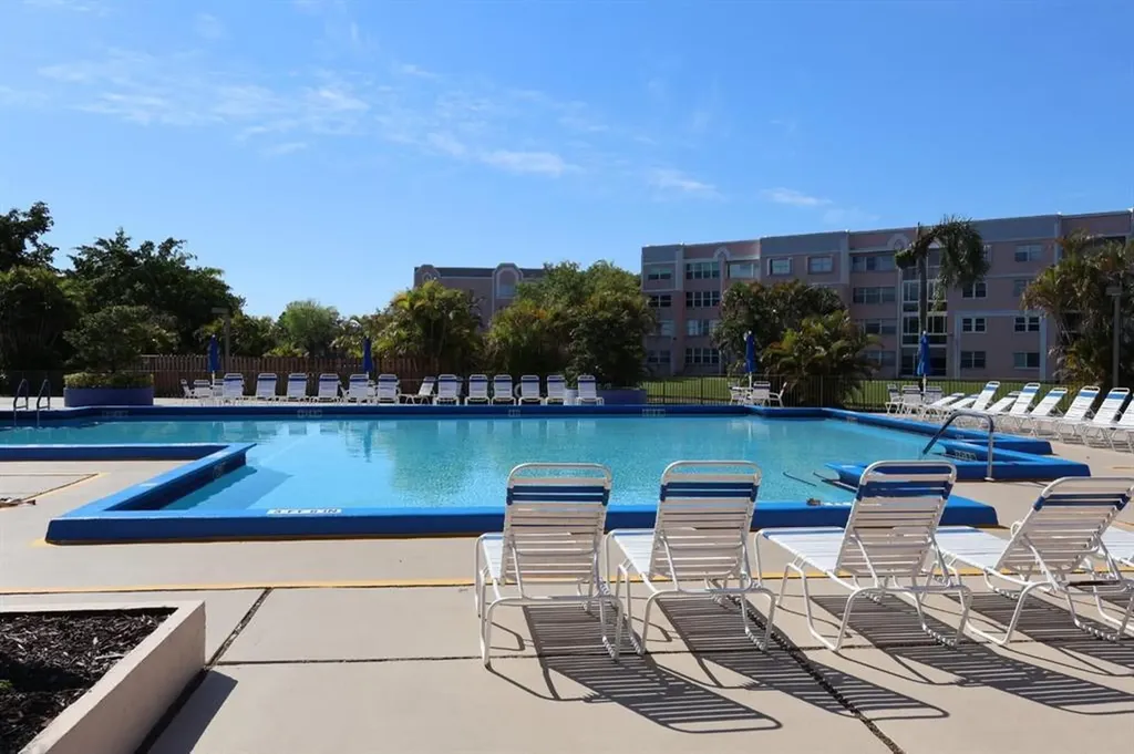10303 Sunrise Lakes Boulevard Sunrise FL 33322