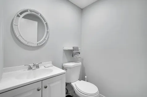 646 Flanders N Delray Beach FL 33484