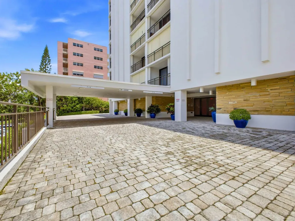 3009 S Ocean Boulevard Highland Beach FL 33487