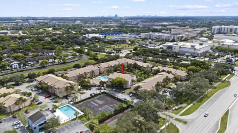 2900 S University Drive Davie FL 33328