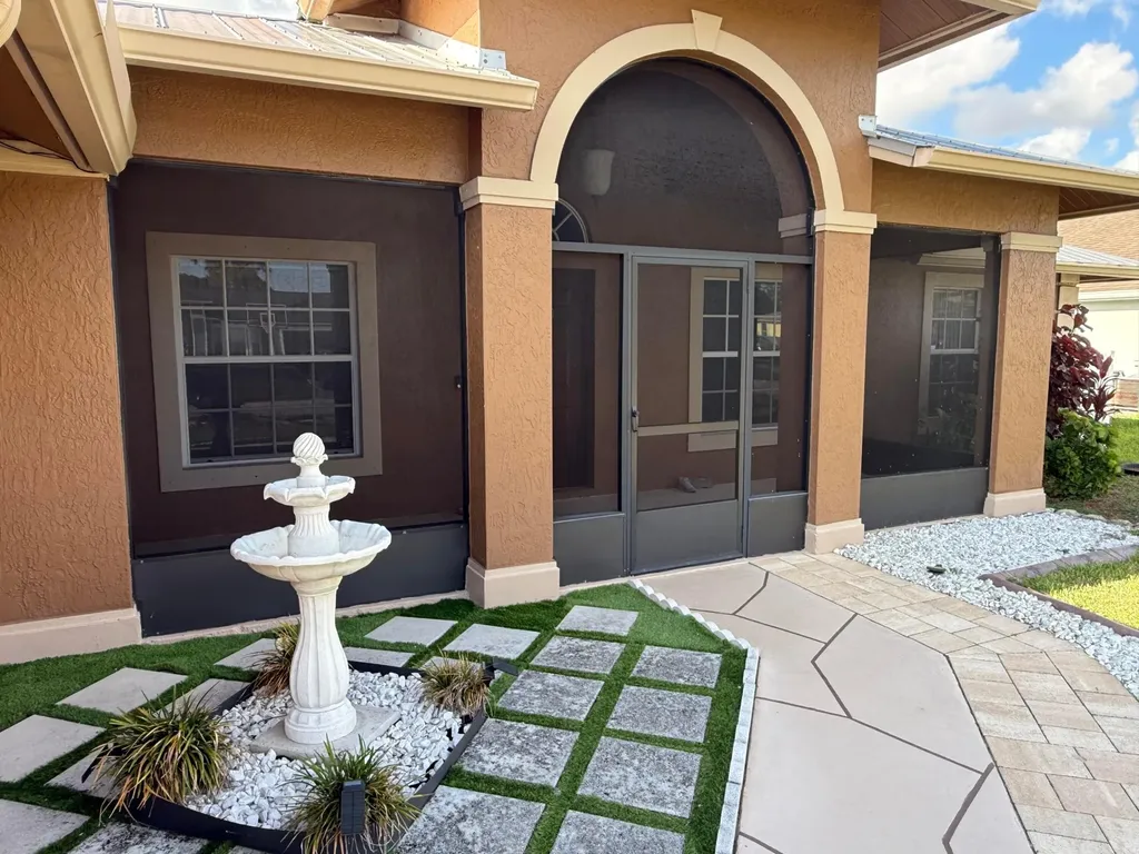 1481 SW Jacksonville Avenue Port St Lucie FL 34953