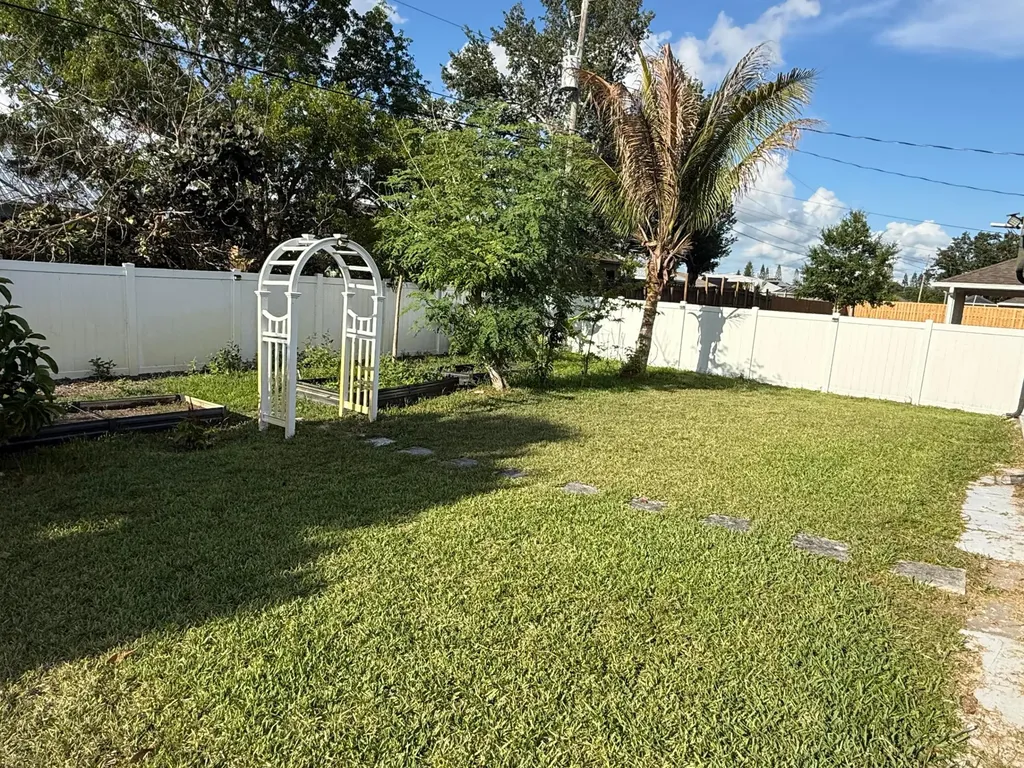 1481 SW Jacksonville Avenue Port St Lucie FL 34953