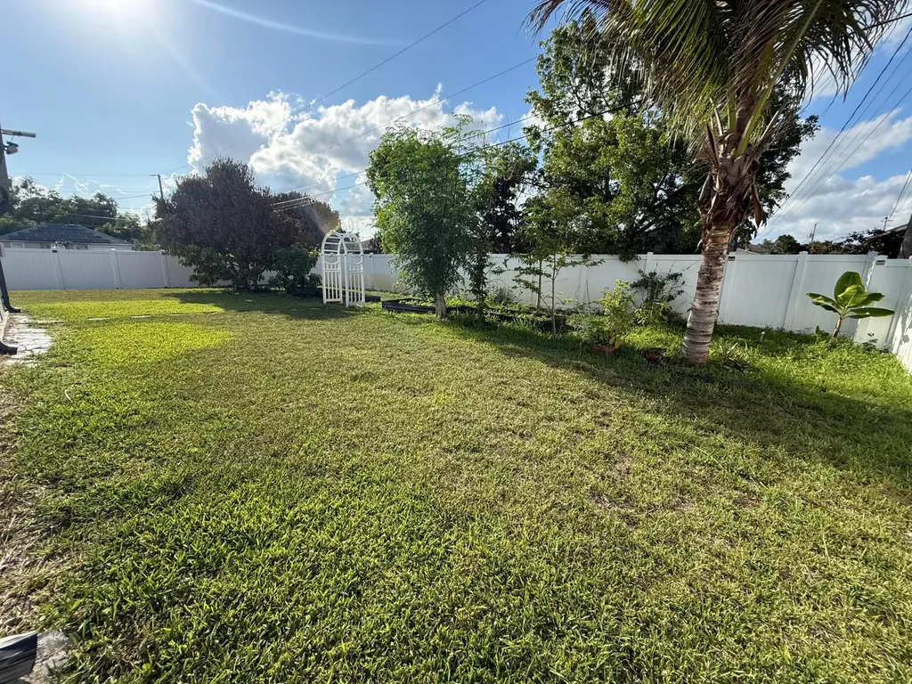 1481 SW Jacksonville Avenue Port St Lucie FL 34953