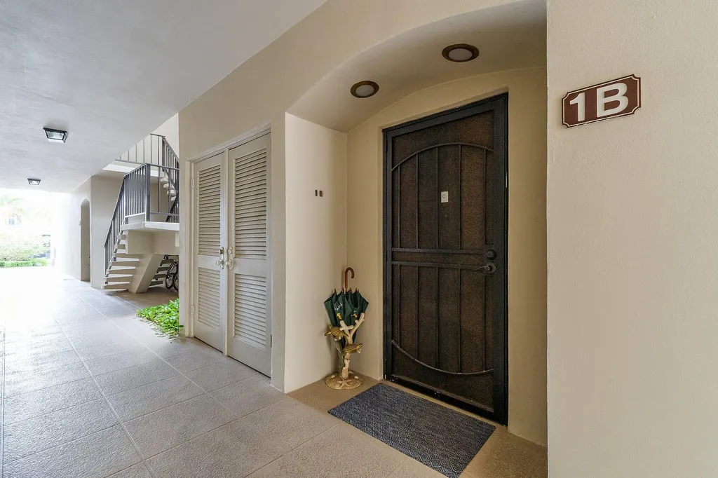 11811 Ave Of The Pga West Palm Beach FL 33418