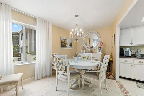 11811 Ave Of The Pga West Palm Beach FL 33418