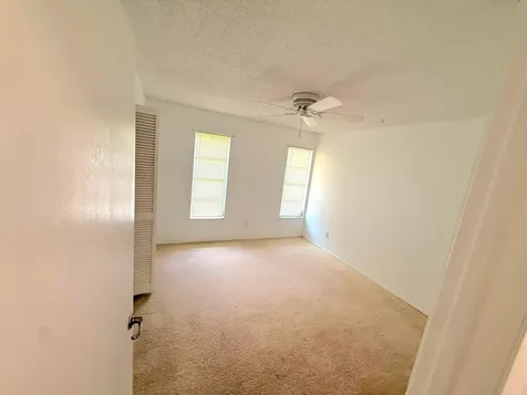 2466 44th Avenue Vero Beach FL 32966