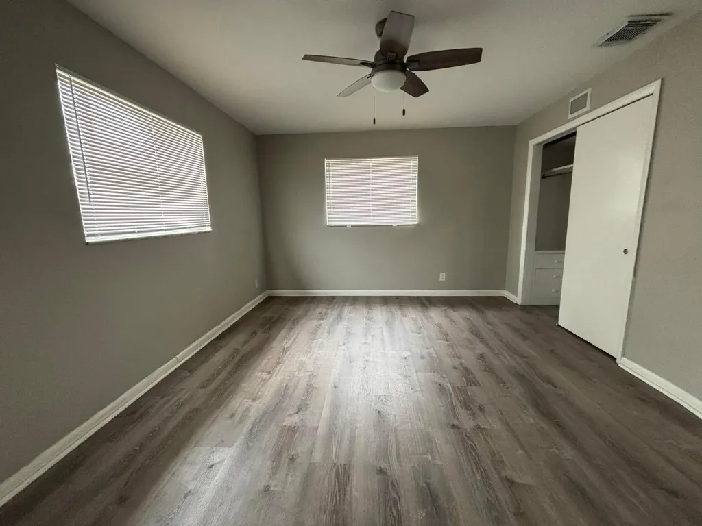 462 S Haverhill Road West Palm Beach FL 33415