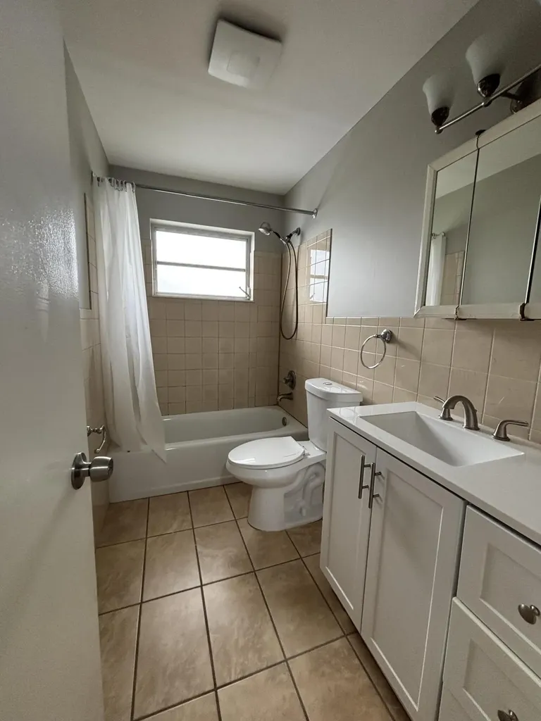 462 S Haverhill Road West Palm Beach FL 33415