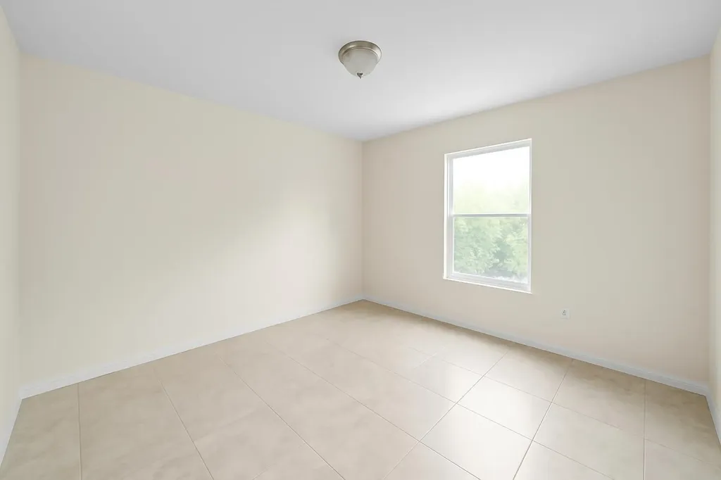 672 SW Kayak Avenue Port St Lucie FL 34953