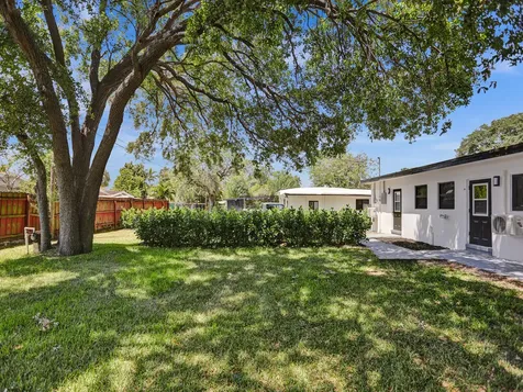 950 SW 29th Street Fort Lauderdale FL 33315