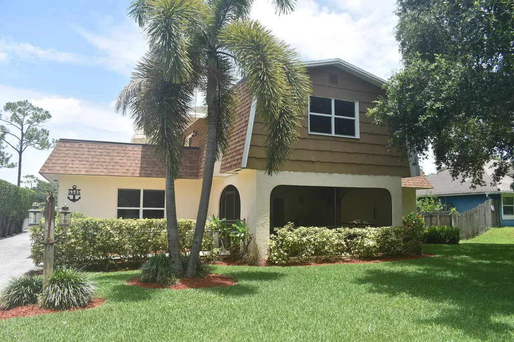5345 Palm Way Lake Worth FL 33463