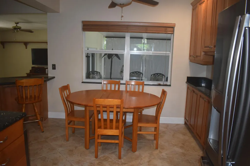 5345 Palm Way Lake Worth FL 33463