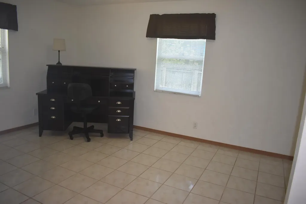 5345 Palm Way Lake Worth FL 33463