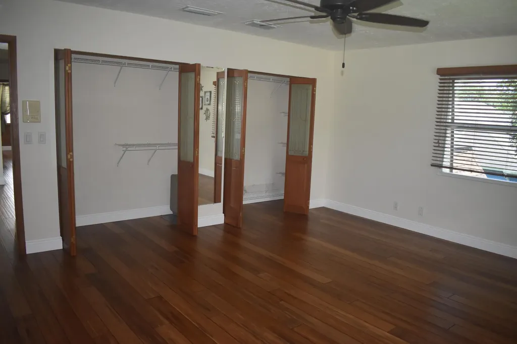 5345 Palm Way Lake Worth FL 33463
