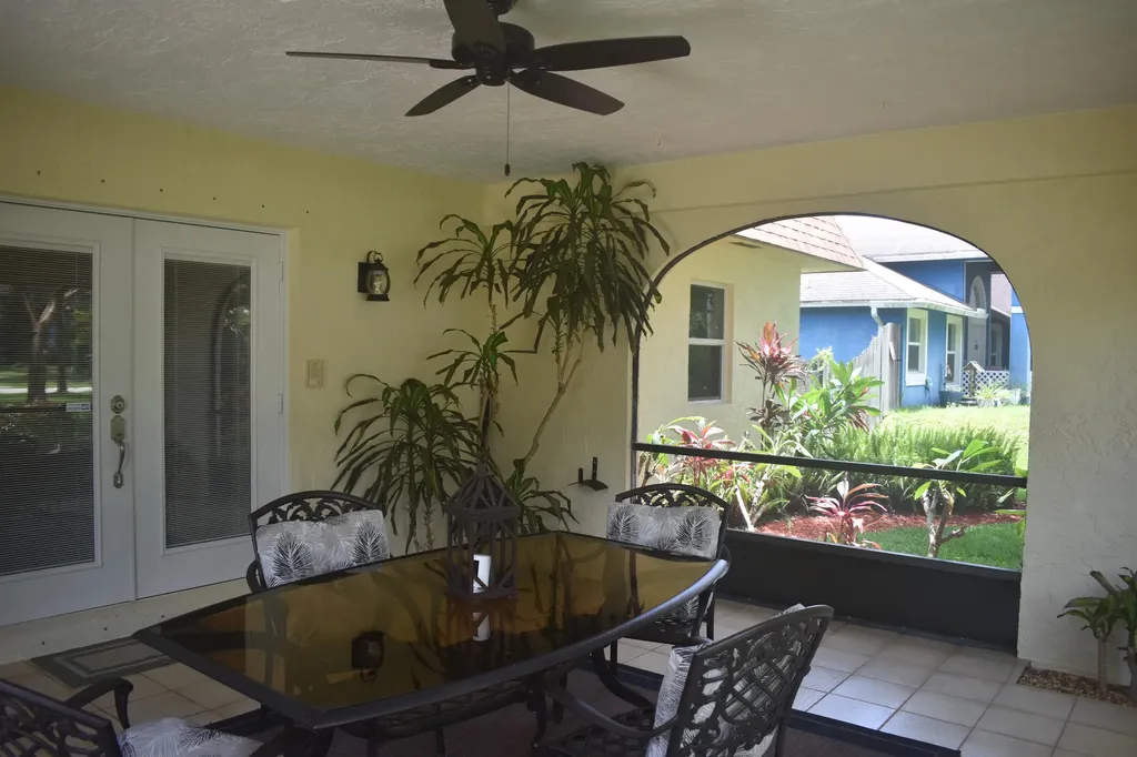 5345 Palm Way Lake Worth FL 33463