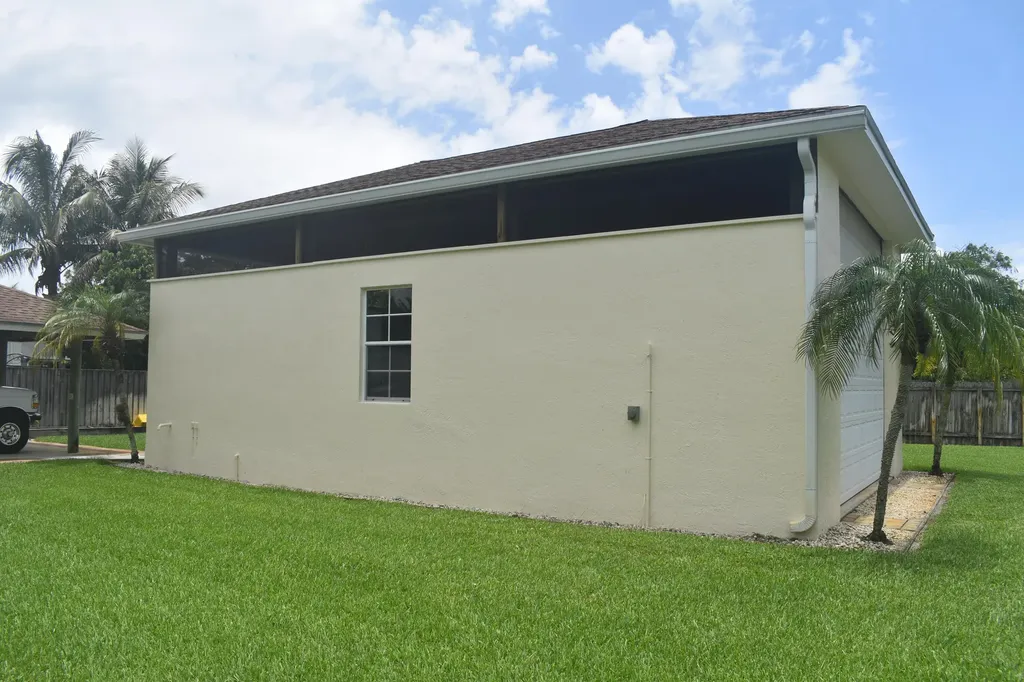 5345 Palm Way Lake Worth FL 33463