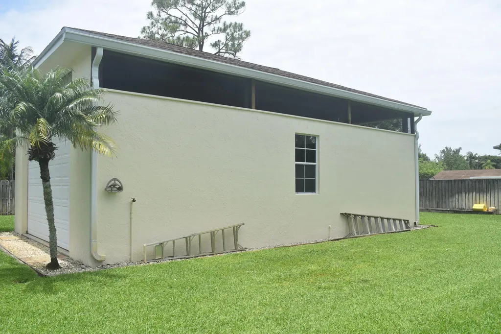 5345 Palm Way Lake Worth FL 33463