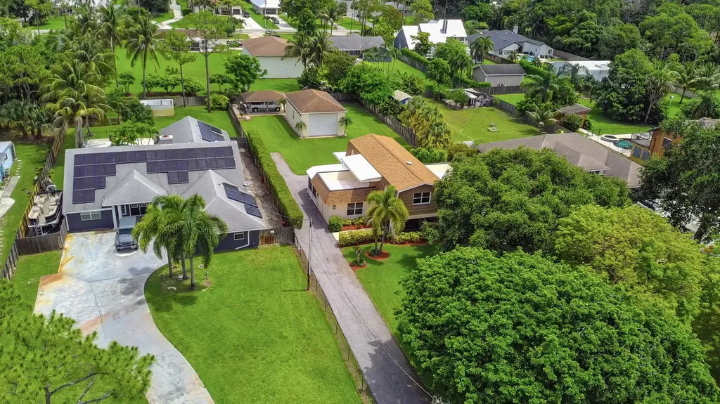 5345 Palm Way Lake Worth FL 33463