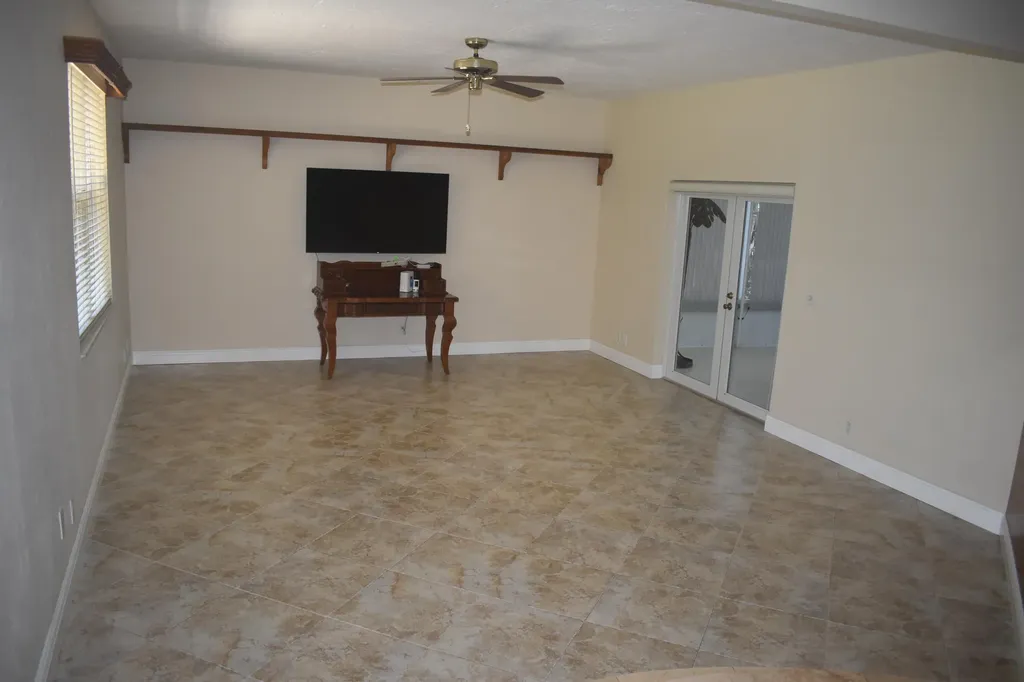 5345 Palm Way Lake Worth FL 33463