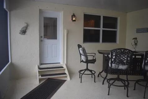 5345 Palm Way Lake Worth FL 33463