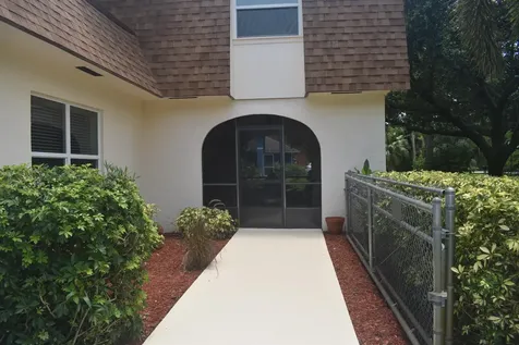 5345 Palm Way Lake Worth FL 33463