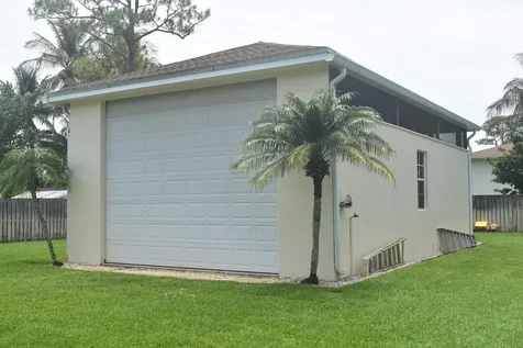 5345 Palm Way Lake Worth FL 33463