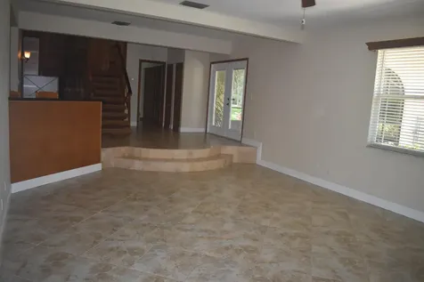 5345 Palm Way Lake Worth FL 33463