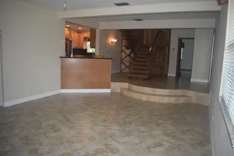 5345 Palm Way Lake Worth FL 33463