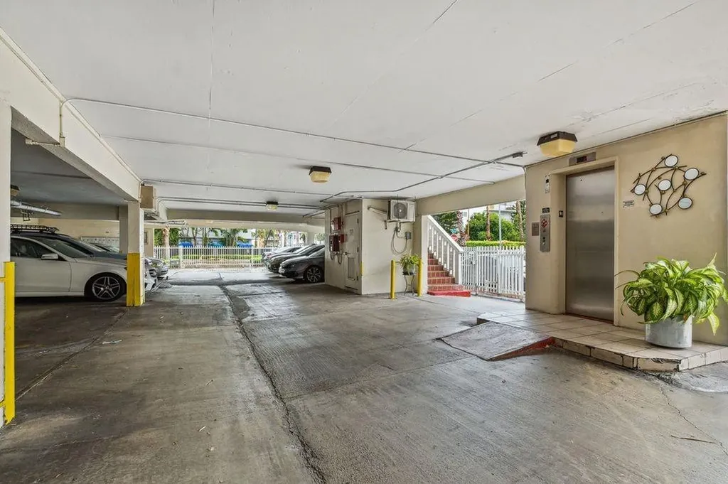 900 Euclid Avenue Miami Beach FL 33139