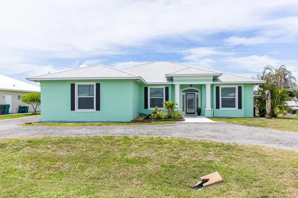2406 SE 31st Street SE Okeechobee FL 34974