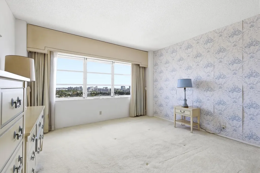 2500 E Las Olas Boulevard Fort Lauderdale FL 33301
