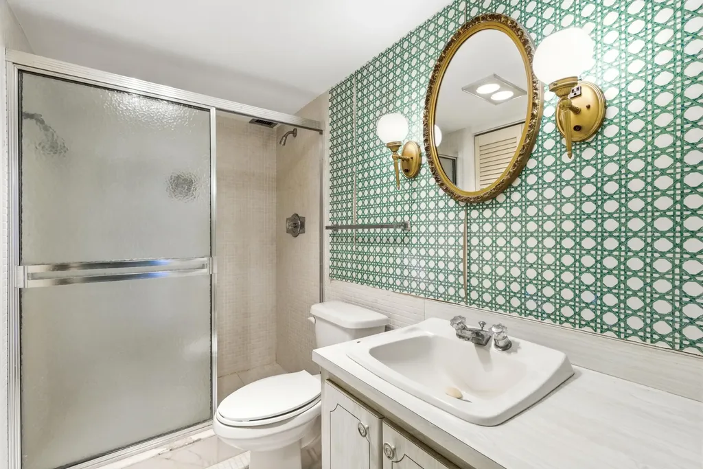 2500 E Las Olas Boulevard Fort Lauderdale FL 33301