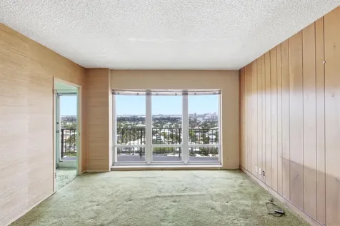 2500 E Las Olas Boulevard Fort Lauderdale FL 33301