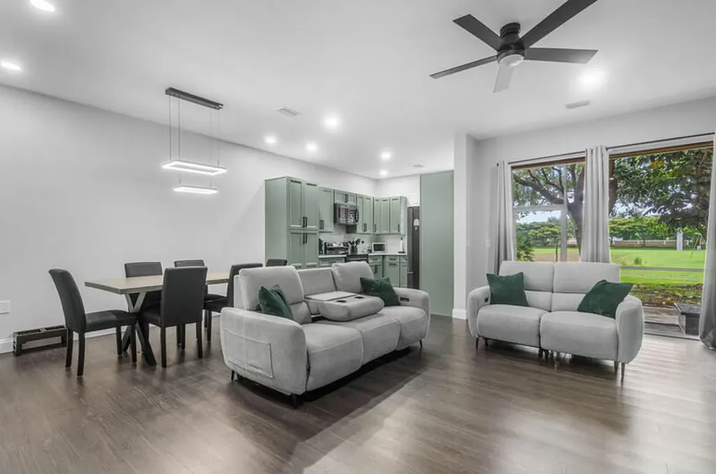 357 River Bluff Lane Royal Palm Beach FL 33411