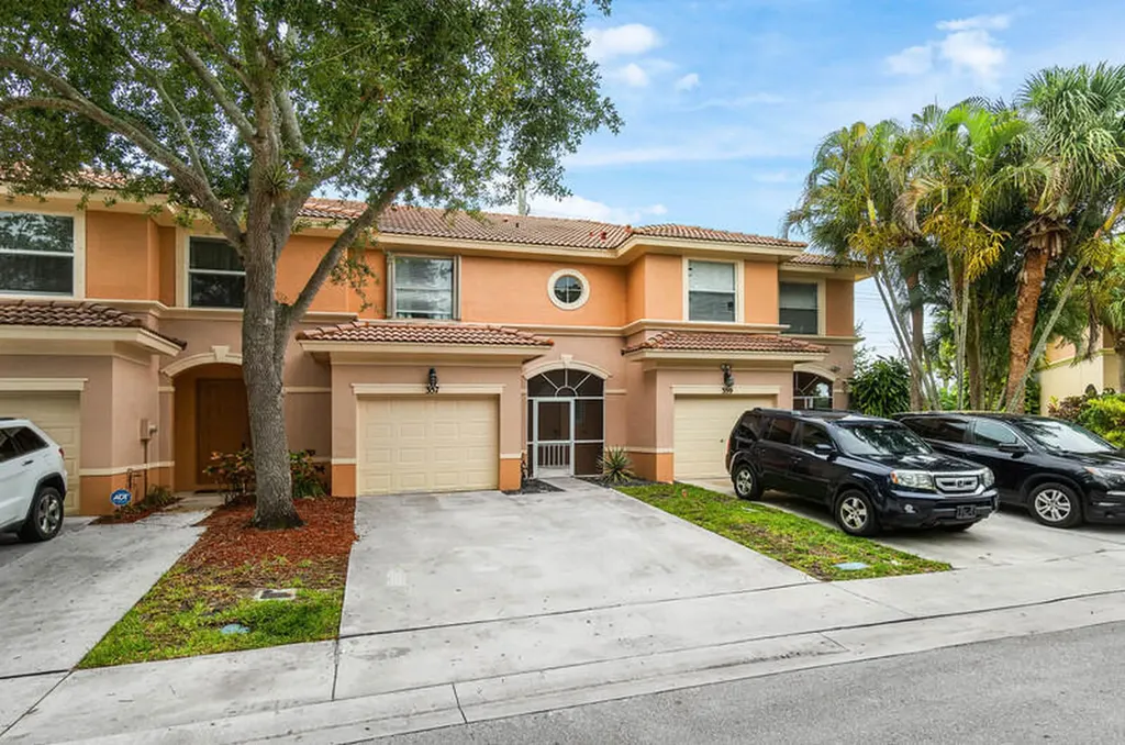 357 River Bluff Lane Royal Palm Beach FL 33411