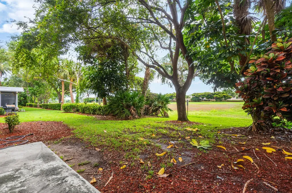 357 River Bluff Lane Royal Palm Beach FL 33411