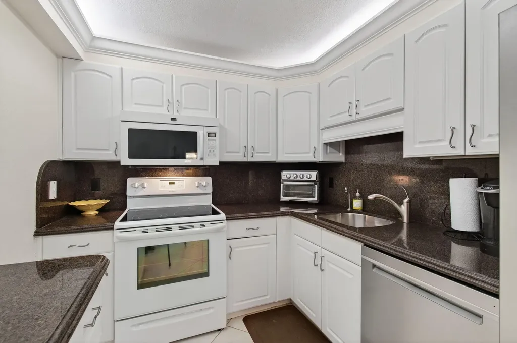 4505 S Ocean Boulevard Highland Beach FL 33487