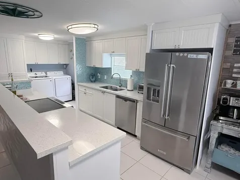 225 W 2nd Court Key Largo FL 33037