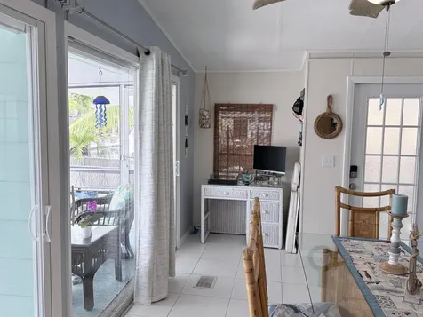 225 W 2nd Court Key Largo FL 33037