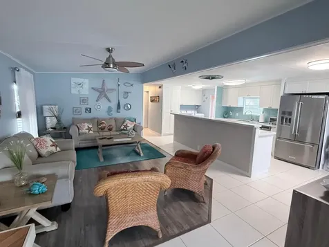 225 W 2nd Court Key Largo FL 33037