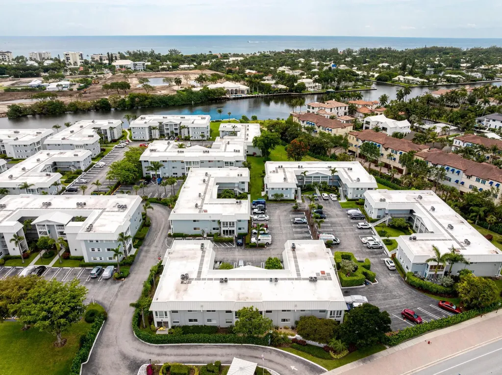 34 Colonial Club Drive Boynton Beach FL 33435