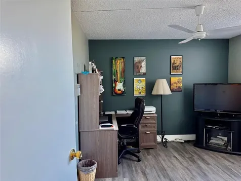 1800 SW 81st Avenue North Lauderdale FL 33068
