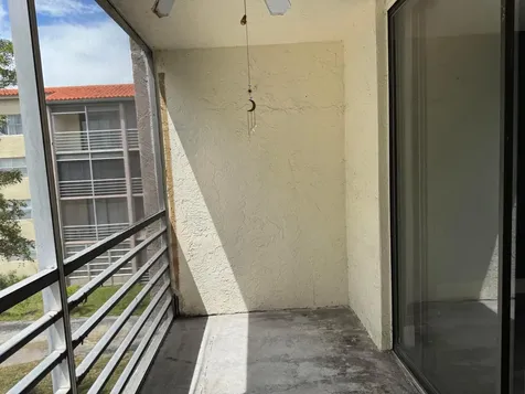 1800 SW 81st Avenue North Lauderdale FL 33068