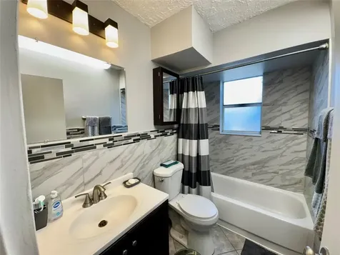1800 SW 81st Avenue North Lauderdale FL 33068