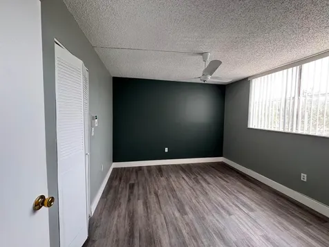 1800 SW 81st Avenue North Lauderdale FL 33068
