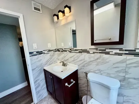 1800 SW 81st Avenue North Lauderdale FL 33068