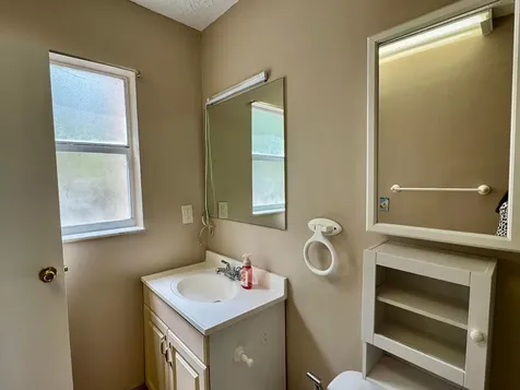 1800 SW 81st Avenue North Lauderdale FL 33068